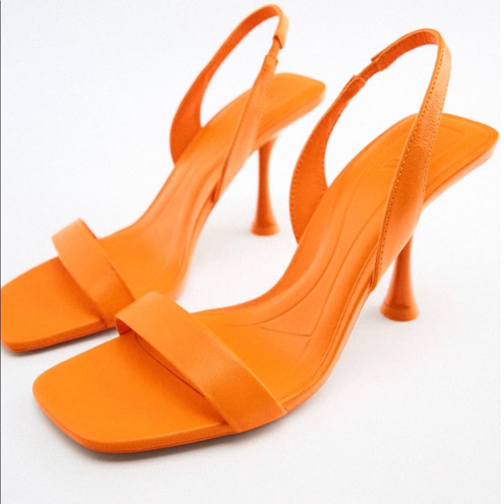SLINGBACK HEELED LEATHER SANDALS - Picture 5 of 6